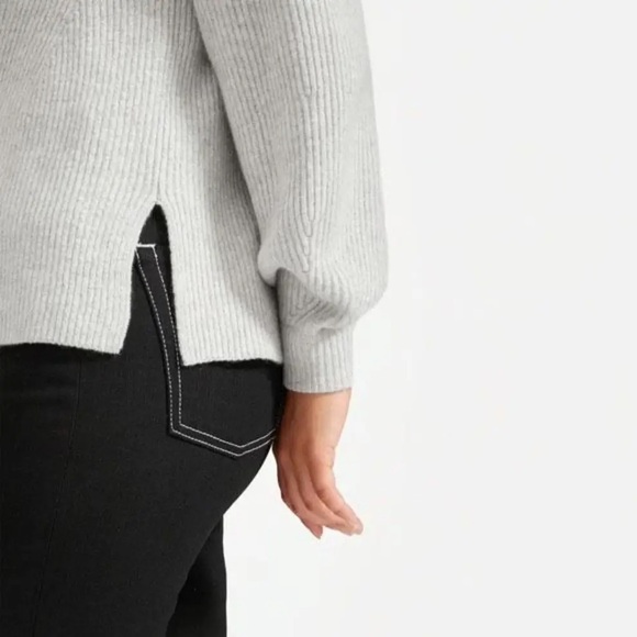 Everlane ✨Limited Edition✨ The Premium Cashmere Mockneck Sweater Heather Gray XS - Picture 4 of 9
